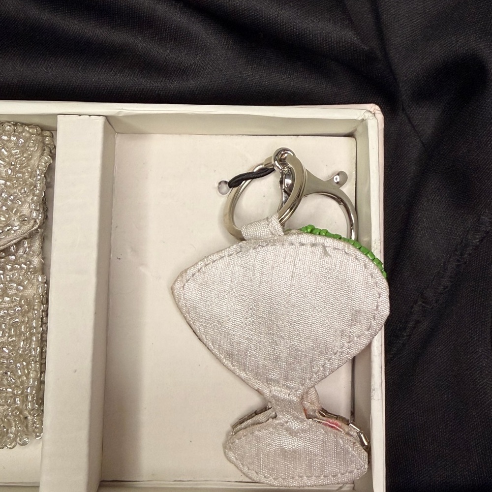 NWT Rachel Zoe Elegant Beaded Martini Card Case & Charm Set - Picture 3 of 7
